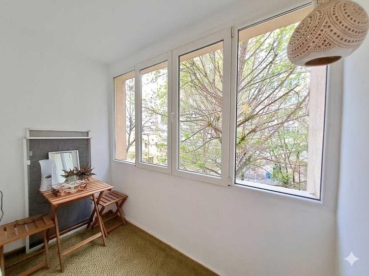 Apartament cu 2 camere decomandat în Berceni