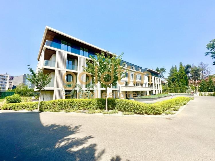 Apartament cu 4 camere decomandat, mobilat în Kiseleff