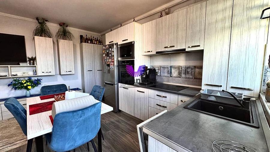 Apartament cu 3 camere decomandat, mobilat în Șelimbăr