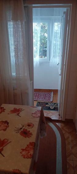 Apartament cu 2 camere semidecomandat în Micro III