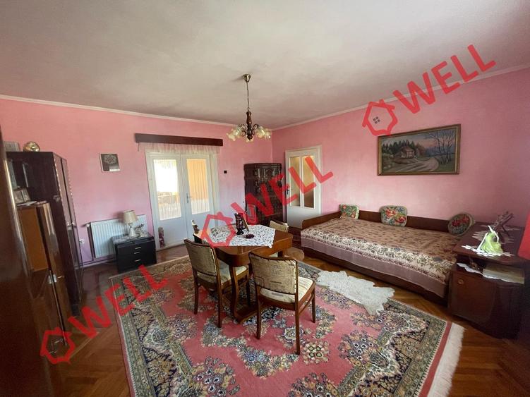 Casă cu 3 camere cu Teren 374 Mp în Central
