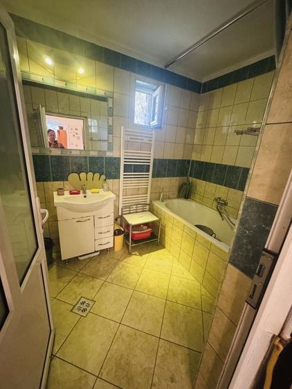 Casă cu Teren 50 Mp în Central