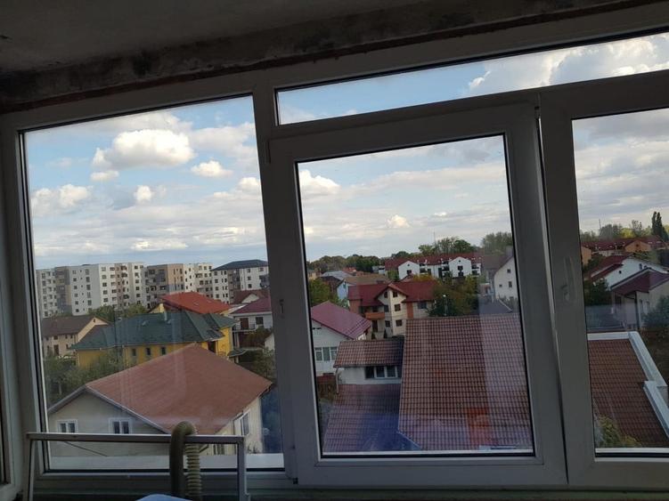 Apartament cu 3 camere decomandat în Găvana