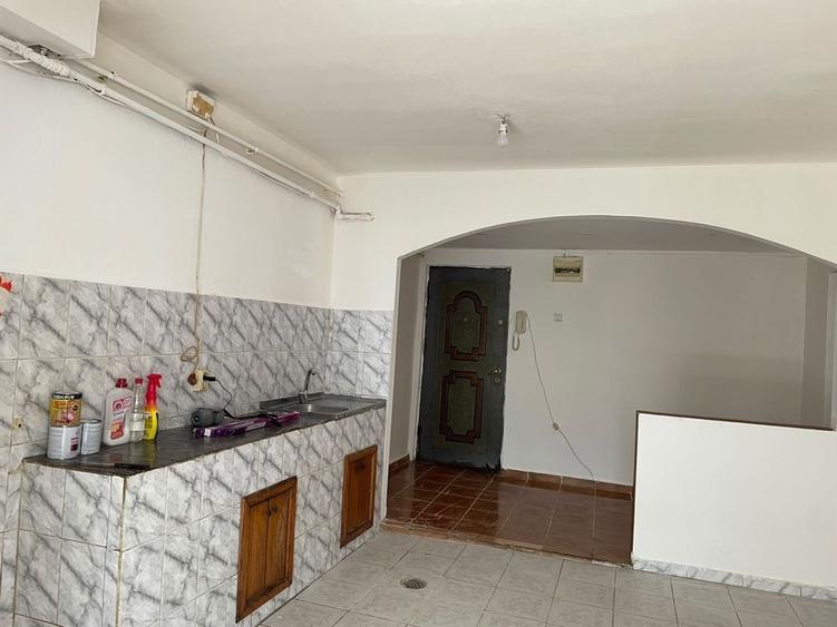 Apartament cu 3 camere în Milcov