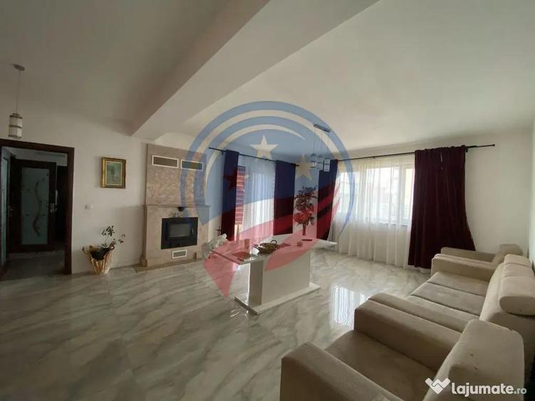 Casă cu 5 camere cu Teren 600 Mp în Aeroport