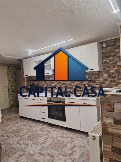 Casă individuală cu 3 camere cu Piscina în Comana