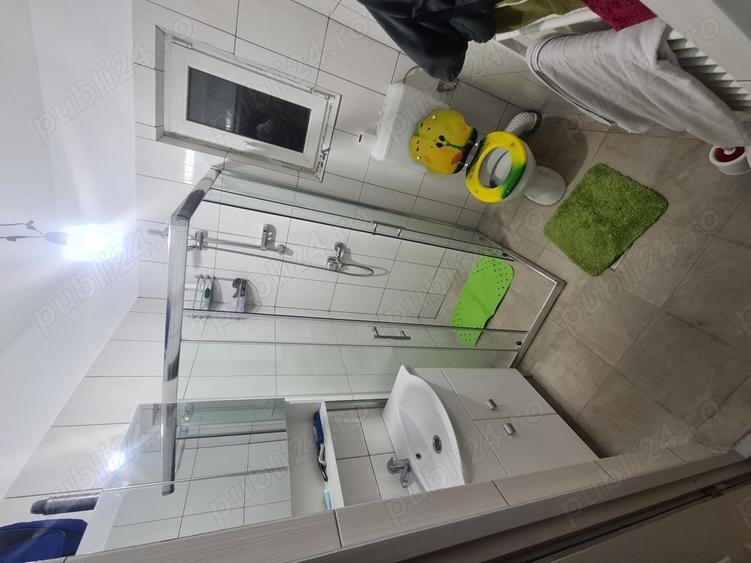 Casă cu 3 camere cu Teren 200 Mp în Central