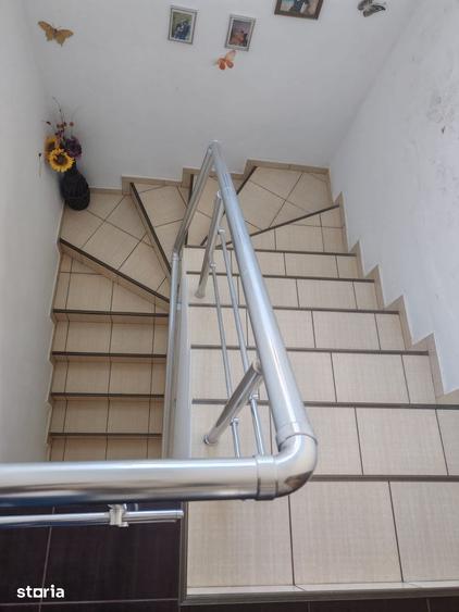 Casă cu 4 camere cu Teren 333 Mp în Central