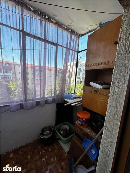 Apartament cu 3 camere decomandat, mobilat în Ciarda Roșie
