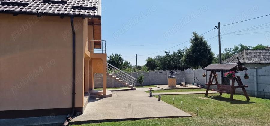 Casă cu Teren 3900 Mp în Ruginoasa