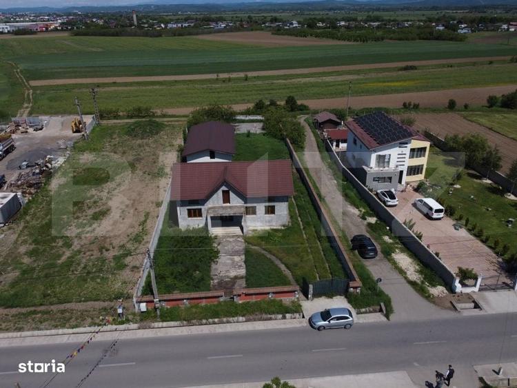 Casă cu 4 camere în Lazuri