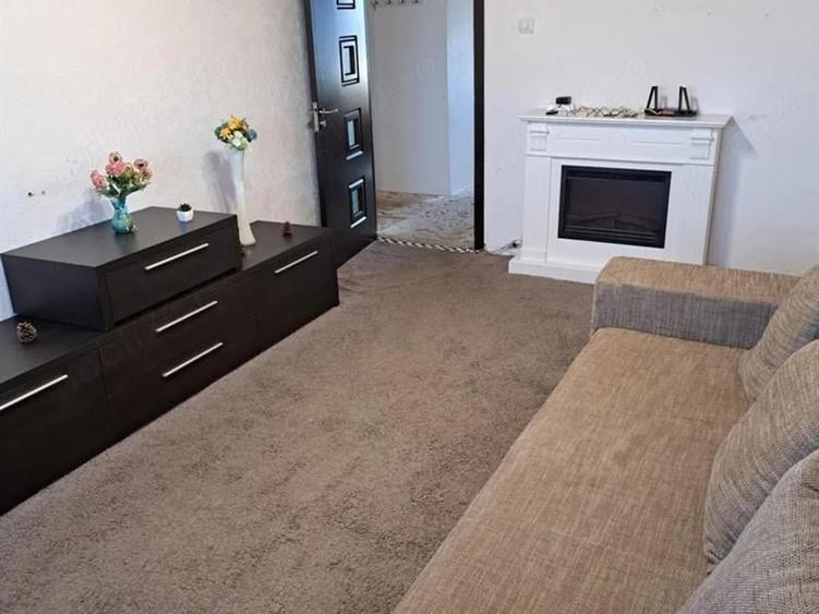 Apartament cu 2 camere decomandat în Burdujeni