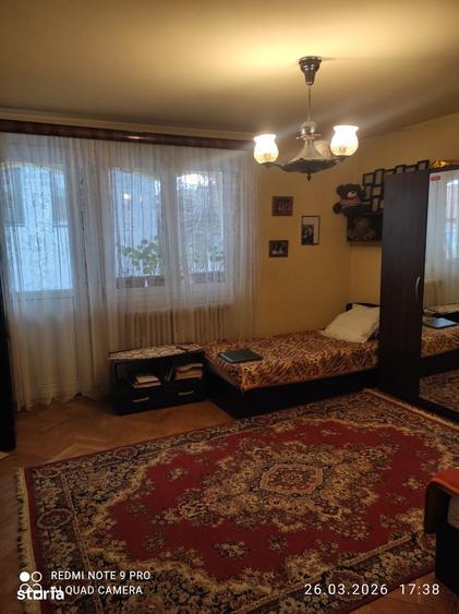 Casă cu 4 camere cu Teren 250 Mp în Calea București