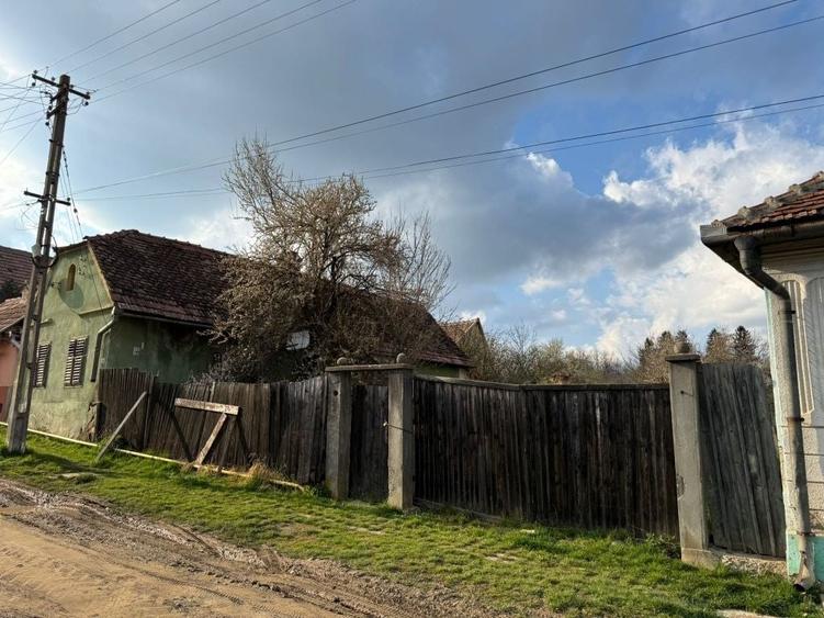 Casă cu 2 camere în Ludoș