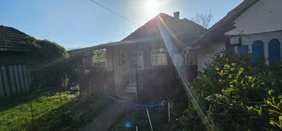 Casă cu 4 camere în Chieșd