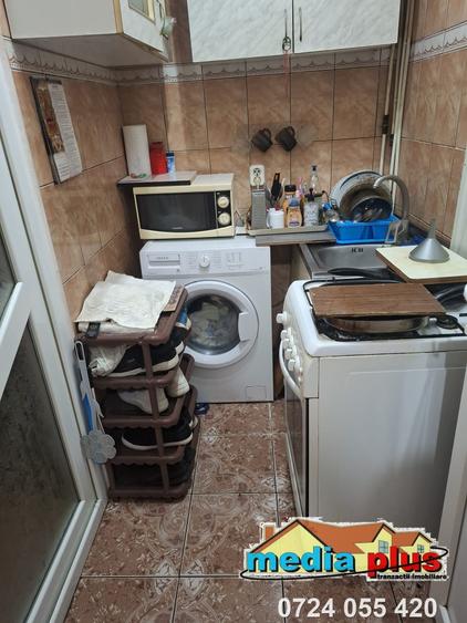 Garsonieră decomandată în Micro 40