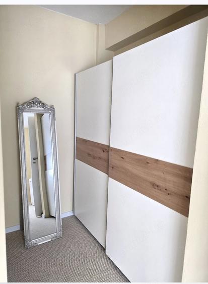 Apartament cu 2 camere semidecomandat în Borhanci