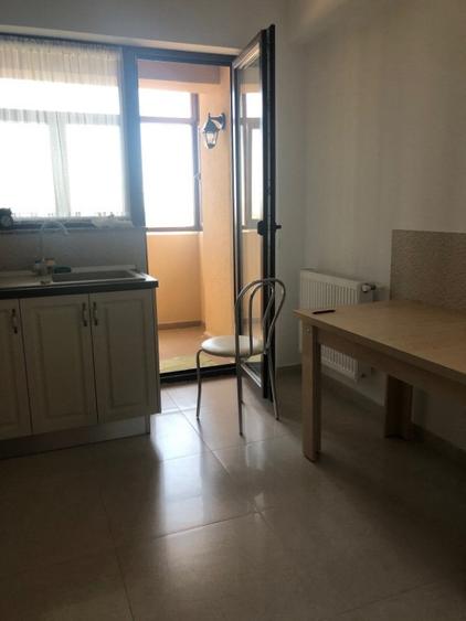 Apartament cu 2 camere decomandat în Prundu