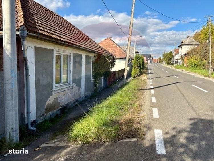 Casă cu 2 camere cu Teren 1449 Mp în Ocna Șugatag