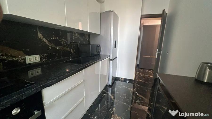 Apartament cu 2 camere decomandat, mobilat în Văcăresti