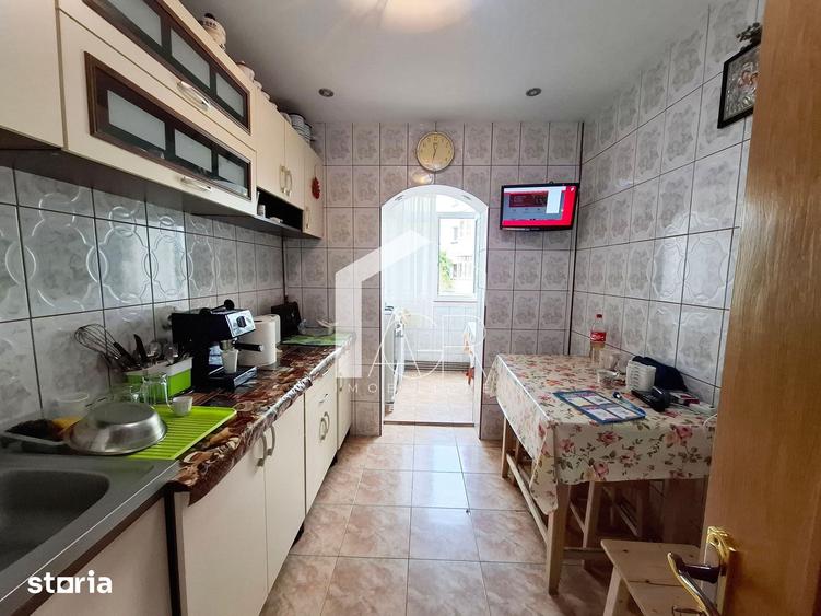 Apartament cu 3 camere decomandat în Mihai Bravu