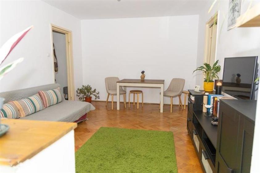Apartament  2 camere etaj intermediar zona Gemenii - 3