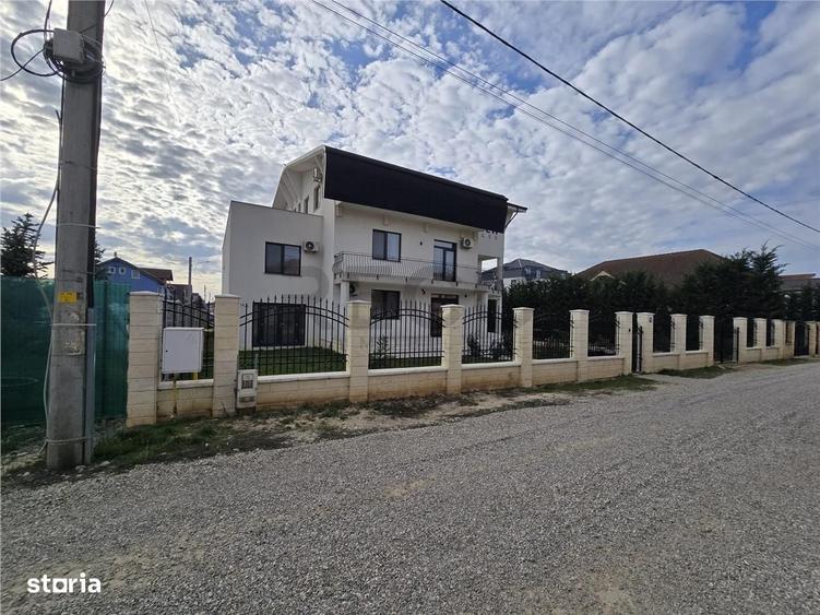Spațiu comercial, de 305 mp, în Rontău