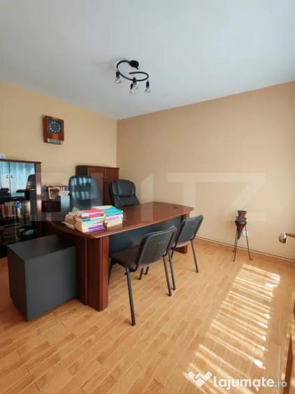 Casă cu 5 camere cu Teren 900 Mp în Ultracentral