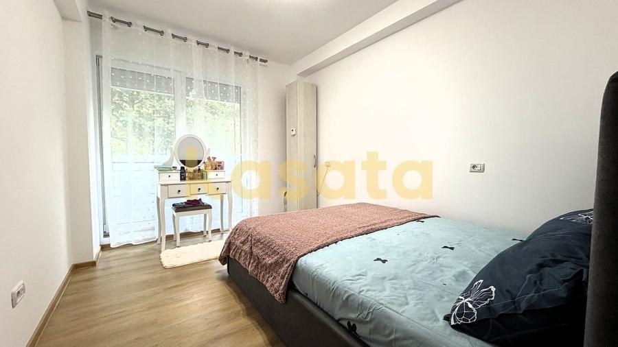 Apartament cu 2 camere semidecomandat în Fundeni