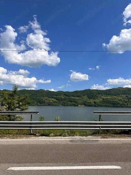 Teren de 1076 mp, în Dubova