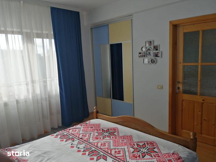 Casă cu 4 camere cu Teren 394 Mp în Km 4