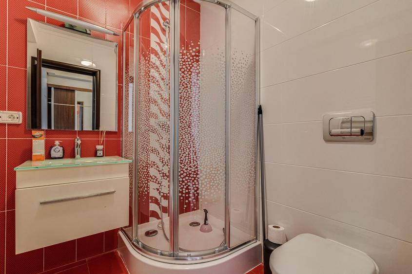 3 camere, LUMINOS, 90 mp + gradina 150 mp, View SUPERB,  Parcare! - 24