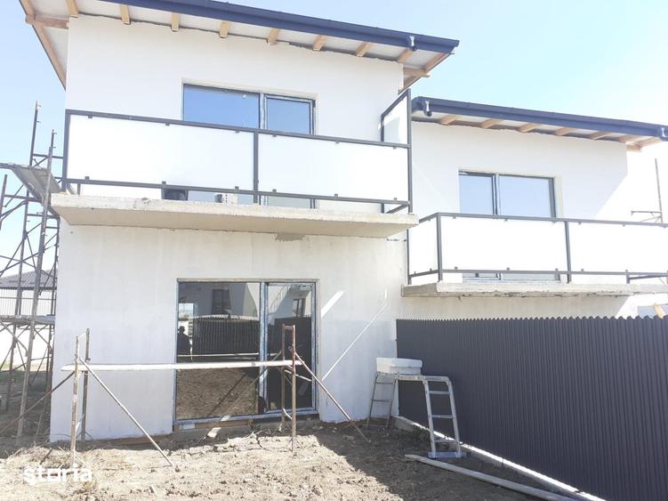 Casă cu 3 camere cu Teren 300 Mp în Valea Lupului