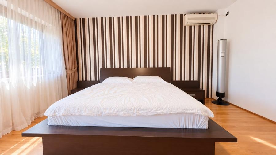 Casă individuală cu 6 camere cu Canalizare în Pipera