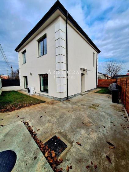 Casă cu 3 camere cu Teren 200 Mp în Corbeanca