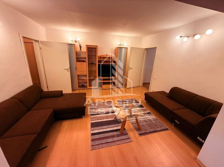 Apartament cu 2 camere semidecomandat în Olimpia-Stadion