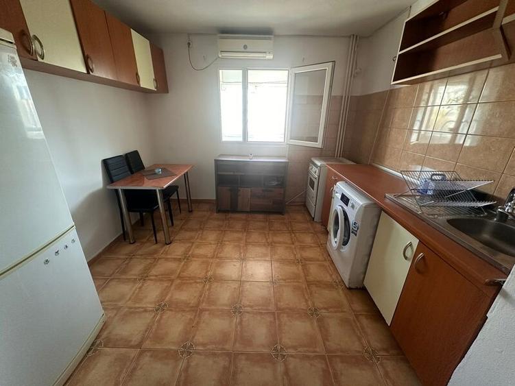 Apartament cu 2 camere decomandat, mobilat în Fizicienilor