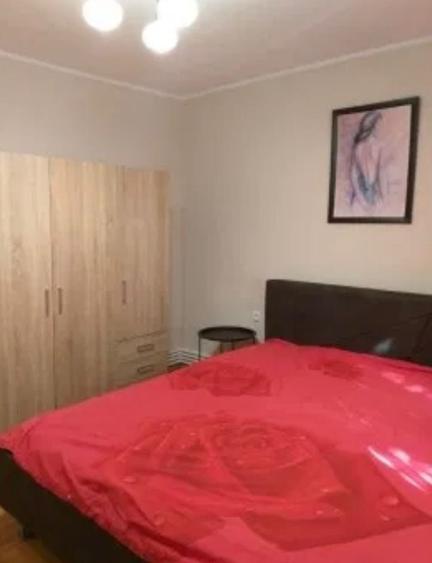 Inchiriez apartament 2 camerele ,Mazepa 2 etaj 1 - 7