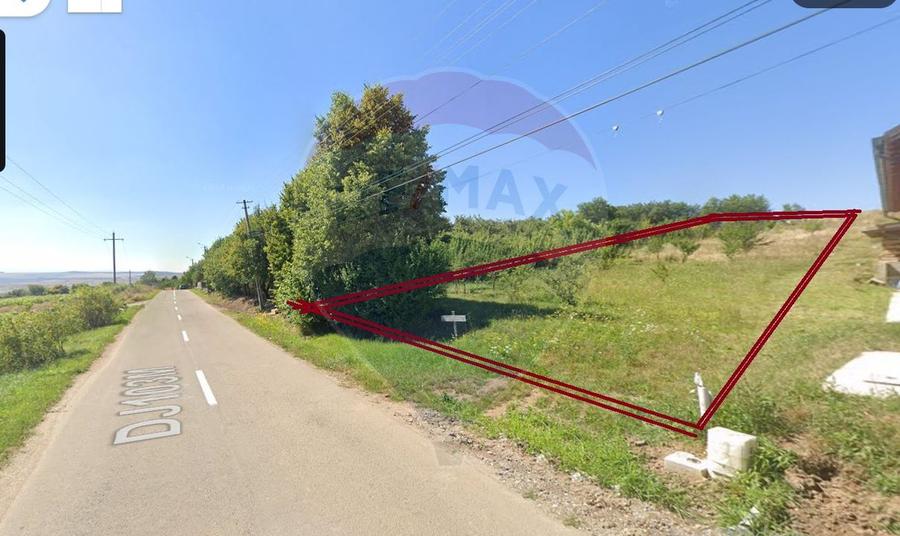 Teren Construcții intravilan de 2635 mp, în Rediu
