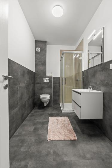 Traian Vuia 194. Apartament 2 camere. Loc Parcare. - 2