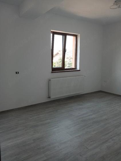 Casă cu Teren 120 Mp în Haliu