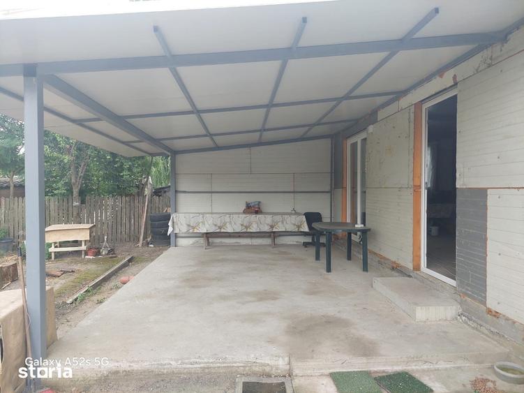Casă cu 4 camere cu Teren 1000 Mp în Central