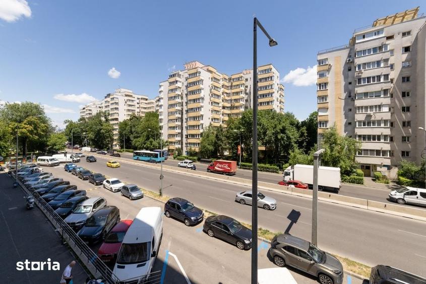 Apartament cu 3 camere decomandat, mobilat în Tei