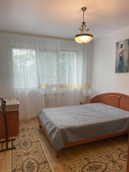 Apartament cu 2 camere semidecomandat, mobilat în Dristor