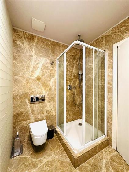 Apartament cu 4 camere decomandat, mobilat în Băneasa
