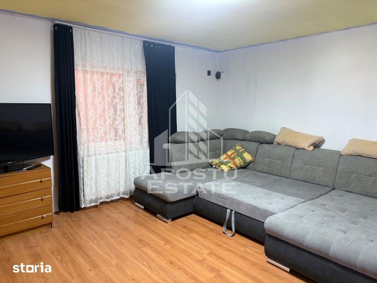 Casă cu 7 camere cu Teren 360 Mp în Buziașului