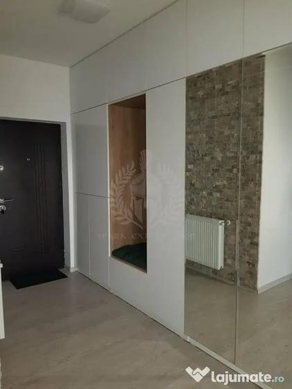 Apartament cu 3 camere decomandat în Albert