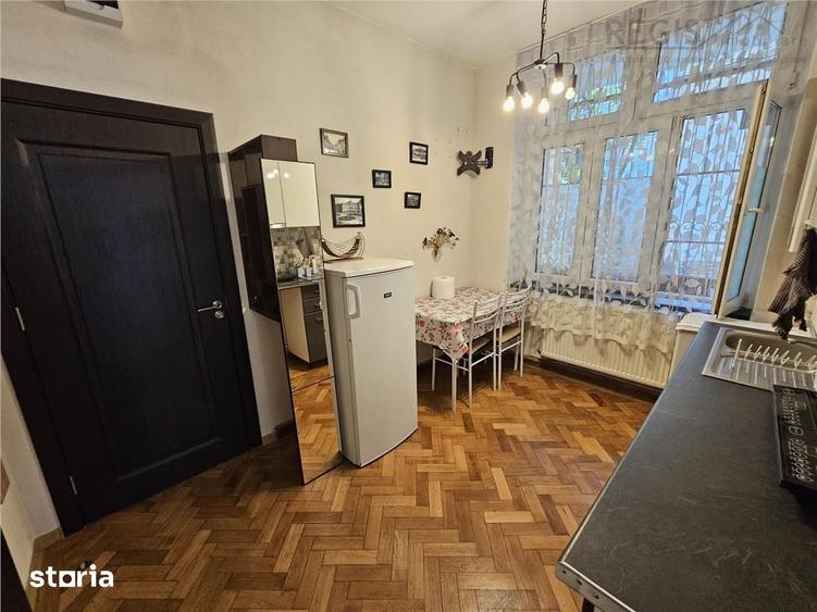 Casă cu 4 camere cu Teren 462 Mp în Centrul Istoric