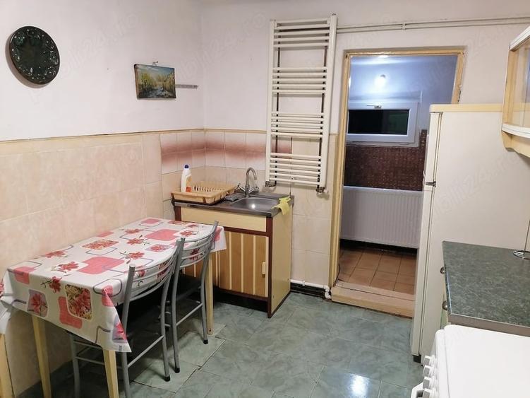 Duplex cu 3 camere cu Canalizare în Giulești