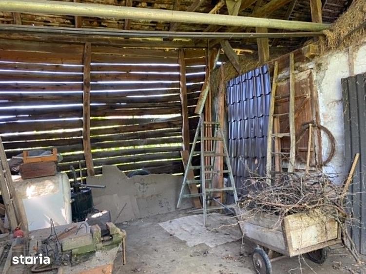 Casă cu 2 camere cu Teren 1006 Mp în Ghindari